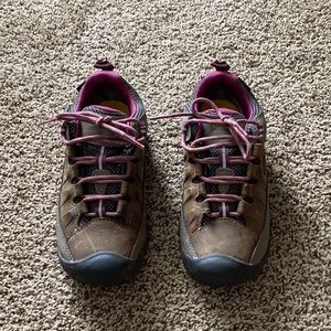 Keen dry hiking boots/shoes